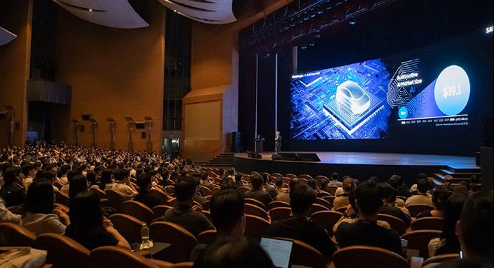 [서울=뉴시스]삼성전자는 2025년 8인치 GaN(질화갈륨) 전력반도체 파운드리 서비스 시작 등을 사업 계획으로 밝혔다. 사진은 '파운드리 포럼 2023' 현장. (사진=삼성전자 뉴스룸) phogo@newsis.com *재판매 및 DB 금지