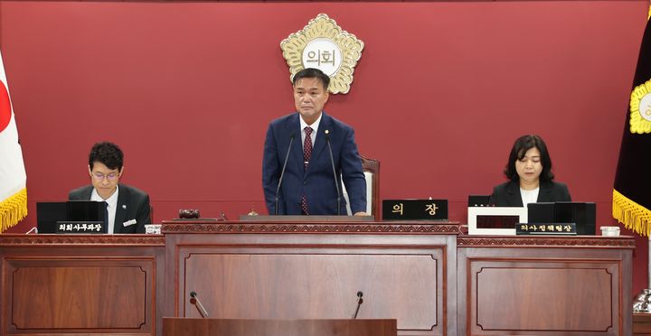 [고창=뉴시스] 7일 고창군의회의 제317회 임시회 제1차 본회의, 조민규 의장이 회를 진행하고 있다. *재판매 및 DB 금지