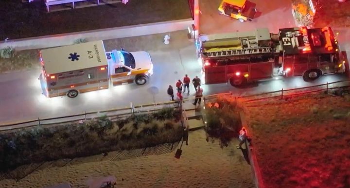 [서울=뉴시스] 미국 메사추세츠주에서 70세 남성이 폭죽놀이 도중 얼굴에 불꽃이 튀는 사고를 당해 현장에서 사망하는 사고가 발생했다. (사진=ABC뉴스 갈무리) 2025.07.07&nbsp; *재판매 및 DB 금지