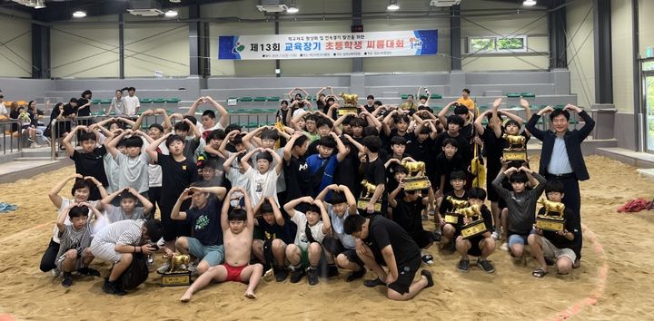 [창원=뉴시스]창원교육지원청, 제13회 교육장기 초등학생 씨름대회.(사진=창원교육지원청 제공) 2025.07.07.photo@newsis.com *재판매 및 DB 금지