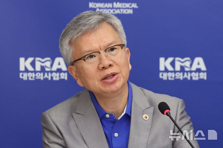 [서울=뉴시스] 권창회 기자 = 김택우 의협회장. kch0523@newsis.com