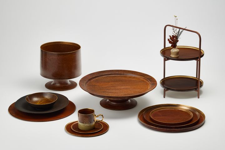 [수원=뉴시스] '제55회 경기도공예품대전' 대상 김남희(이천시) 작가의 도자 작품 '특별한 날, 식사의 즐거움'. (사진=한국도자재단 제공) 2025.07.08. photo@newsis.com *재판매 및 DB 금지