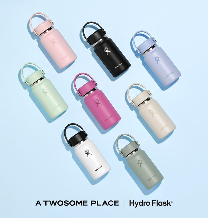 [서울=뉴시스] 투썸플레이스, '마이크로 하이드로 보틀' 국내 오프라인 단독 론칭.(사진=투썸플레이스 제공) *재판매 및 DB 금지