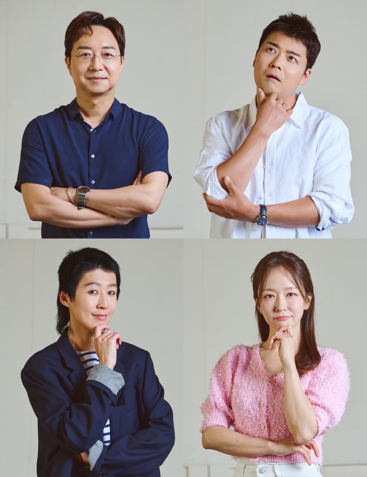 왼쪽 위부터 시계방향 유현준, 전현무, 박선영, 홍진경.