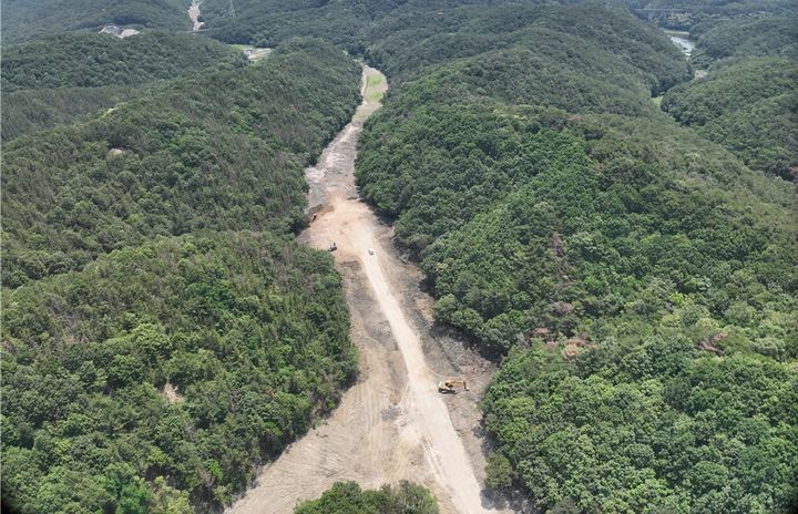 [울산=뉴시스] 울산 울주군은 삼동면 하잠리 1449번지 일대 총 4만9000㎡의 대규모 불법 개발행위에 대해 강력 대응에 나선다고 8일 밝혔다. (사진= 울주군 제공) 2025.07.08.photo@newsis.com *재판매 및 DB 금지