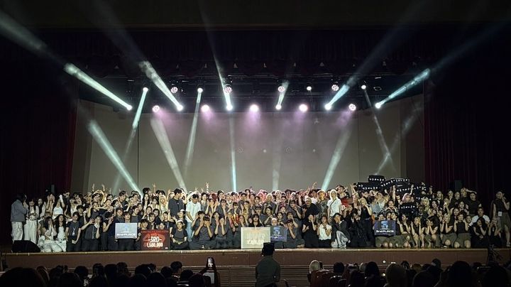 세종실용무용제에서 참가자들이 기념사진을 촬영하고 있다. (사진=세종대 제공) *재판매 및 DB 금지