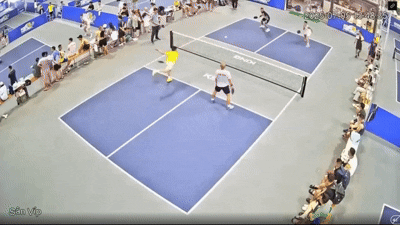 [뉴시스] 베트남 하이퐁시에서 열린 피클볼 아마추어 대회에서 한 선수가 심판을 폭행했다. (사진=NGUOI LAO DONG) *재판매 및 DB 금지 *재판매 및 DB 금지