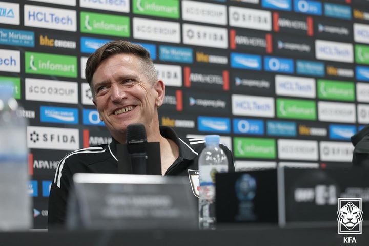 [용인=뉴시스]닐스 닐센 일본 여자축구대표팀 감독. (사진=대한축구협회 제공)