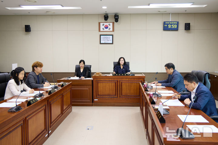 [용인=뉴시스] 8일 열린 경기 용인시의회 운영위원회. (사진=용인시의회) 2025.07.08. photo@newsis.com