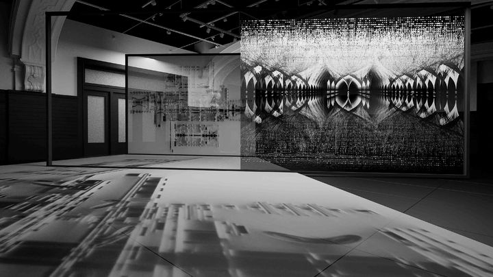 [서울=뉴시스] 신세계백화점은 본점 더 헤리티지 4층에 위치한 헤리티지 뮤지엄에서 '얽힘(Entanglement)'이라는 주제로 강이연 작가가 대형 미디어 아트 전시를 선보인다고 9일 밝혔다.(사진=신세계백화점 제공) *재판매 및 DB 금지