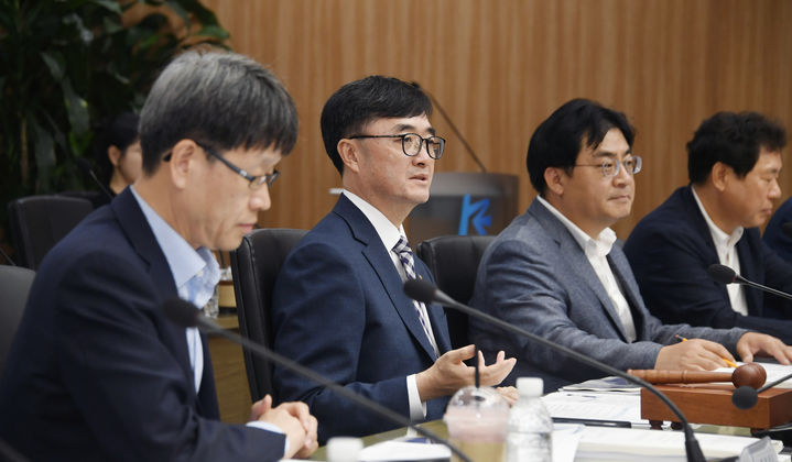 [서울=뉴시스] 임기근 기획재정부 차관이 8일 서울 영등포구 한국수출입은행에서 열린 민간투자사업심의위원회 본회의를 주재하고 있다. (사진=기획재정부 제공) 2025.07.08. photo@newsis.com *재판매 및 DB 금지