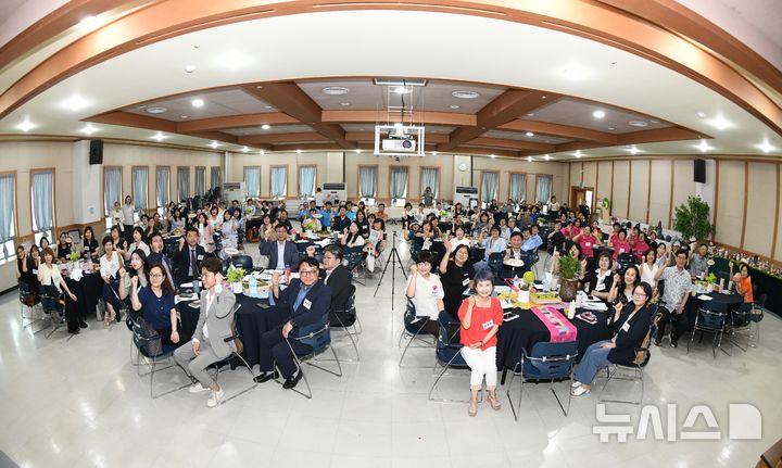 [부천=뉴시스] ‘부천 에코 리빙랩’ 중간보고회. (사진=부천시 제공) 2025.07.09. photo@newsis.com