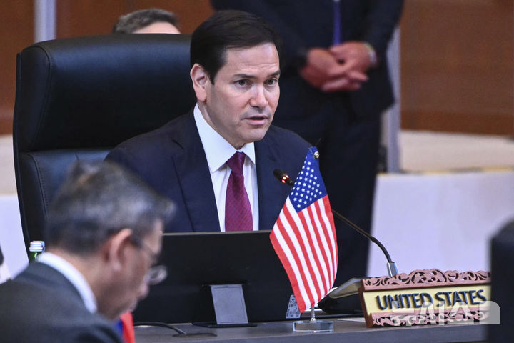 [AP/뉴시스] 미국의 마코 루비오 국무장관이 10일 말레이시아 쿠알라품푸르 개최의 아세안정상회의 후속 관련국 외무장관 회의에 참석하고 있다