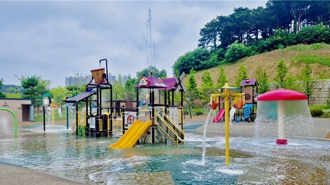 [당진=뉴시스] 당진 푸른물근린공원 물놀이장 전경. (사진=당진시 제공) 2025.07.10. photp@newsis.com *재판매 및 DB 금지