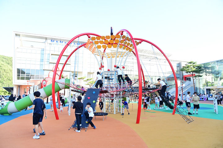 [청송=뉴시스] 청송군 청소년 복합야외놀이공간 (사진=청송군 제공) 2025.07.10. photo@newsis.com *재판매 및 DB 금지