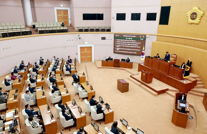 [대전=뉴시스] 조명휘 기자 = 대전시의회가 10일 제288회 임시회를 개회하고 있다. (사진= 대전시의회 제공) 2025.07.10. photo@newsis.com *재판매 및 DB 금지