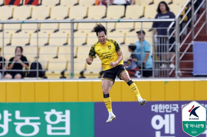 [서울=뉴시스] 프로축구 K리그2 전남드래곤즈의 임찬울. (사진=한국프로축구연맹 제공) *재판매 및 DB 금지