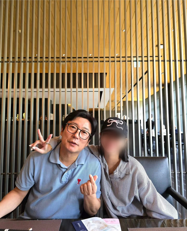 [서울=뉴시스] 이수근(왼쪽), 박지연. (사진=박지연 인스타그램 캡처) 2025.07.13. photo@newsis.com *재판매 및 DB 금지