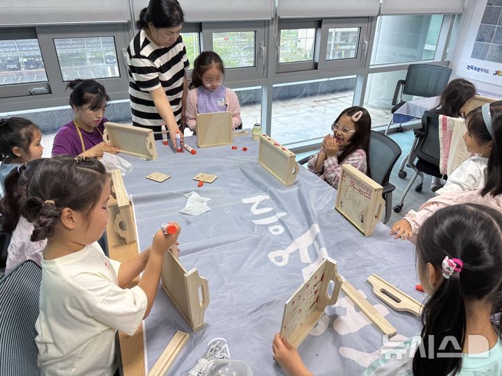 [완주=뉴시스] 올 여름 완주 중앙도서관에서 '독서·체험·인형극' 등이 펼쳐진다.&nbsp; *재판매 및 DB 금지