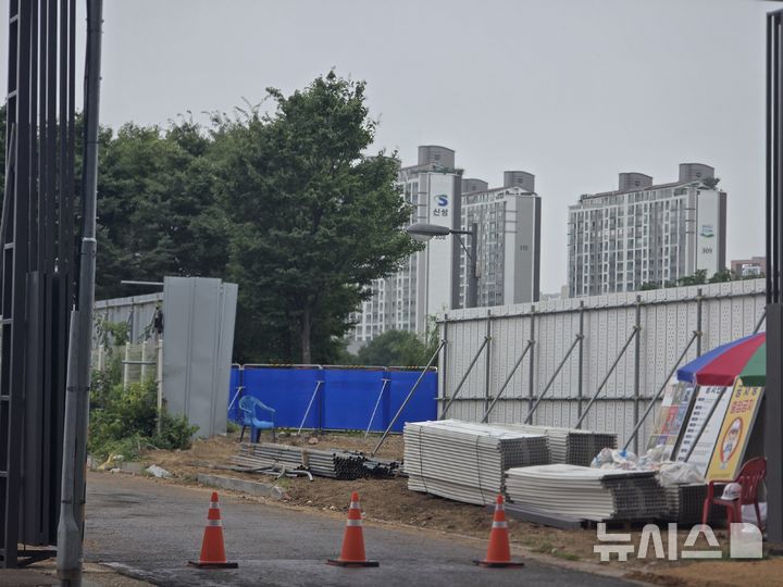 [부천=뉴시스] 정일형 기자 = 부천 상동 수직구 공사현장 모습. 2025.07.14. jih@newsis.com