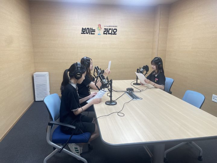 [구미=뉴시스] 영상 미디어 체험. (사진=구미영상미디어센터 제공) 2025.07.15  *재판매 및 DB 금지