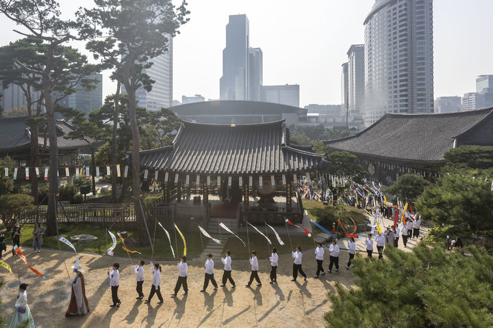 [서울=뉴시스] 국가무형유산 봉은사 생전예수재 도량요잡 (사진=국가유산청 제공) 2025.07.15. photo@newsis.com *재판매 및 DB 금지