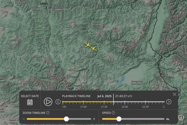  [서울=뉴시스] 6일 러시아 시베리아 상공에서 비행하던 여객기와 화물기가 초근접해 마주보고 비행하는 장면이 비행기록 화면에 보이고 있다.(출처: SCMP) 2025.07.15. *재판매 및 DB 금지