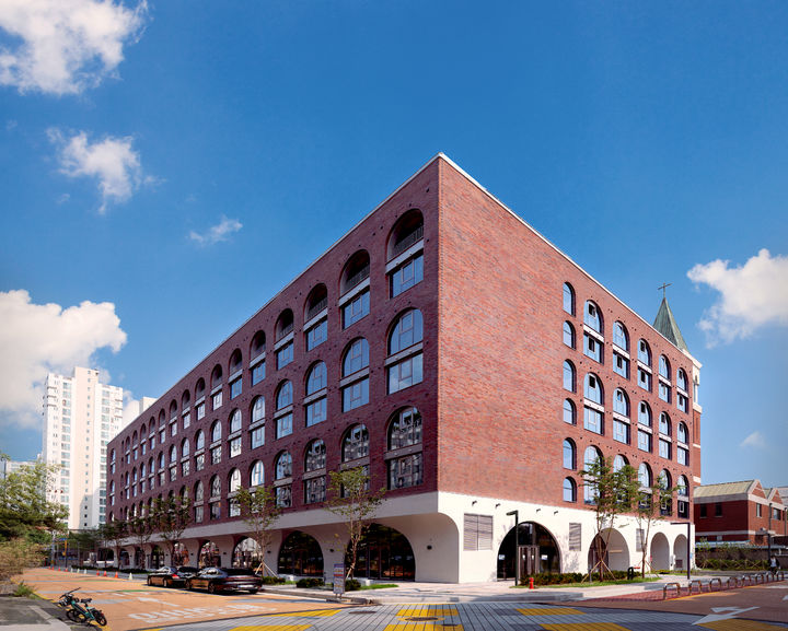 [서울=뉴시스] KT에스테이트가 서울 영등포구에 조성한 기업형 임대주택 '리마크빌 당산' 전경. 2025.07.15. (사진=KT에스테이트 제공) photo@newsis.com&nbsp; *재판매 및 DB 금지