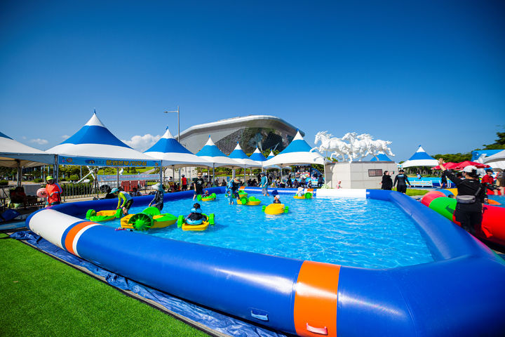 [부산=뉴시스] 부산 영도구는 26일부터 내달 17일까지 아미르공원 절영마상 일대에 '어린이 물놀이장'을 개장한다고 15일 밝혔다. (사진=영도구 제공) 2025.07.15. photo@newsis.com *재판매 및 DB 금지