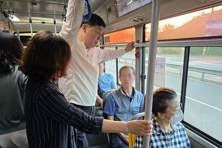 [울산소식]김종훈 동구청장, 시내버스 타고 주민 불편 점검 등