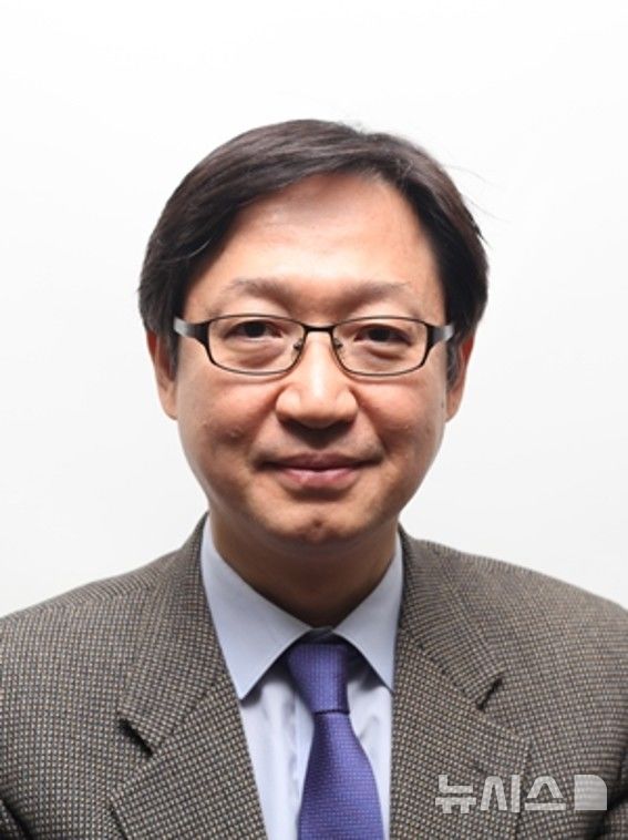 [서울=뉴시스] 이상준 한미글로벌 통일한반도건설산업전략연구소 신임 소장.