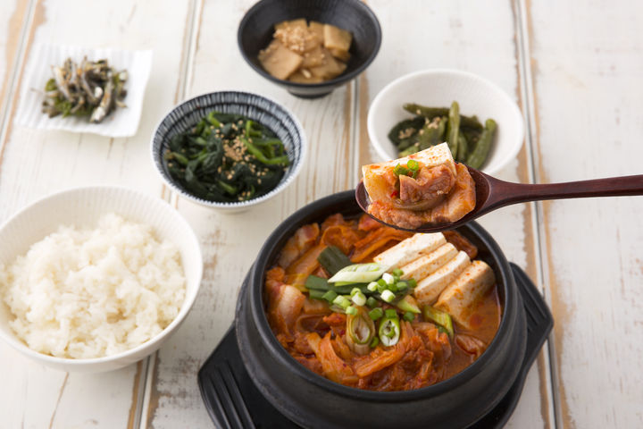 [서울=뉴시스] 일찍 식사할 수록 인슐린 민감도가 높아져 당뇨병 위험이 낮아진다는 연구 결과가 나왔다. 2025..07.16. *재판매 및 DB금지 *재판매 및 DB 금지