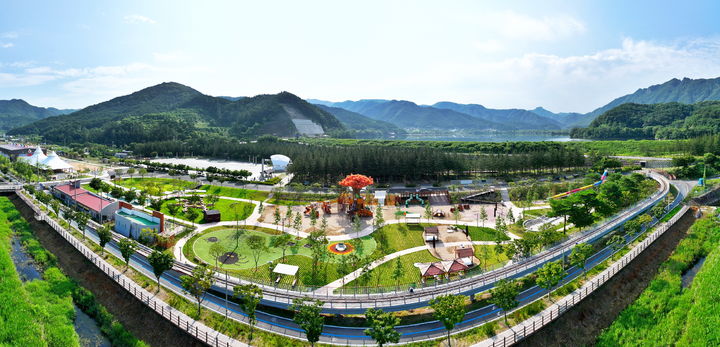 [정읍=뉴시스] 정읍 내장산문화광장 일원 '기적의 놀이터'. *재판매 및 DB 금지