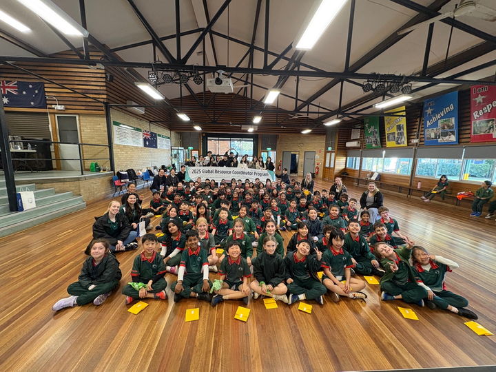 한국의 날(Korean Day) 행사에서 제스퍼로드(Jasper Road Public School) 학생들이 기념사진을 촬영하고 있다. (사진=국민대 제공) *재판매 및 DB 금지