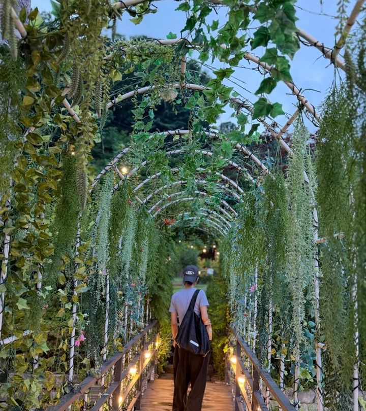 [서울=뉴시스] 배우 서예지. (사진=서에지 인스타그램 캡처) 2025.07.16. photo@newsis.com *재판매 및 DB 금지