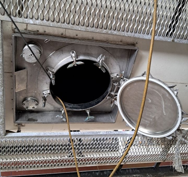 [울산=뉴시스] 17일 울산시 울주군 온산읍 학남리 한 화학물질 탱크 세척업체에서 40대 작업자 A씨가 사망한 가운데 사고 현장 모습. (사진=울산소방본부 제공) photo@newsis.com *재판매 및 DB 금지