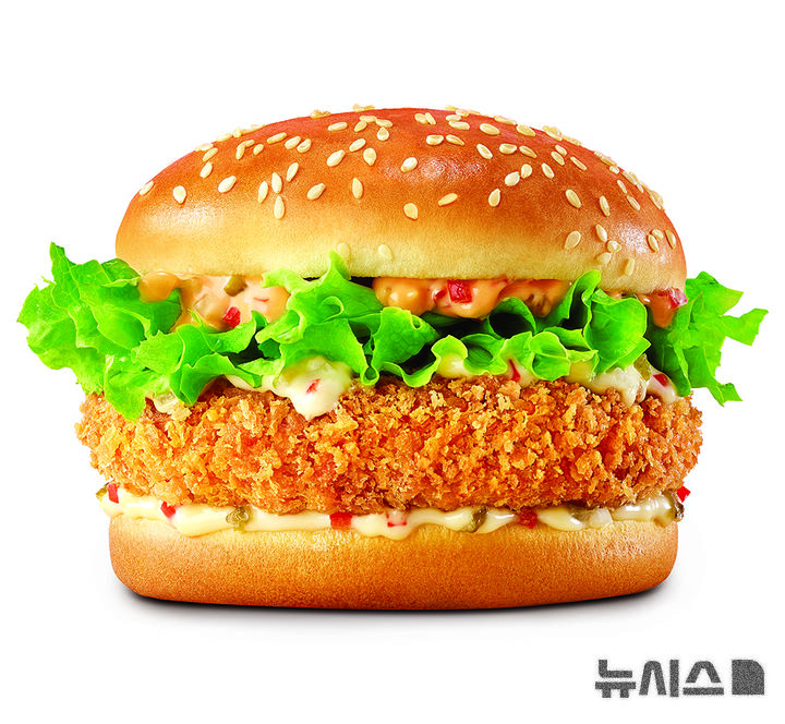 [서울=뉴시스] 롯데리아 리아 새우버거. photo@newsis.com