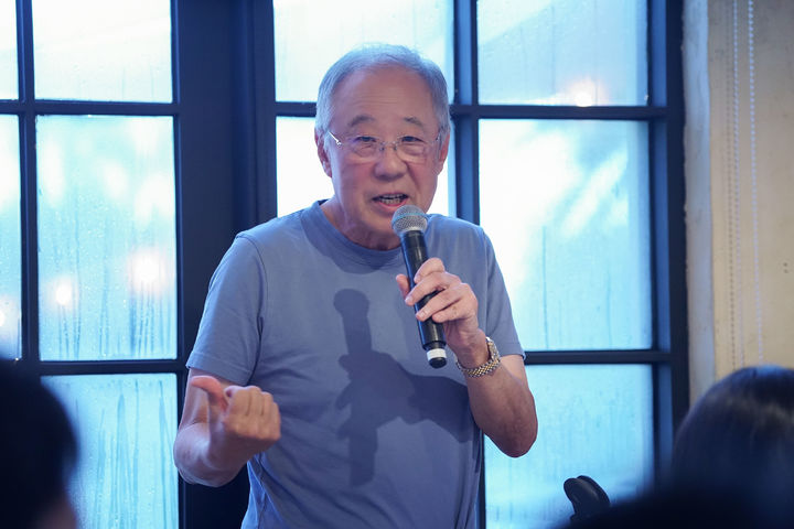 [제주=뉴시스]류진 한국경제인협회 회장이 18일 제주 서귀포시 한 식당에서 열린 '2025 한경협 CEO 제주하계포럼' 기자간담회에서 발언하고 있다. (사진 = 한경협) 2025.07.20. photo@newsis.com&nbsp;&nbsp; *재판매 및 DB 금지