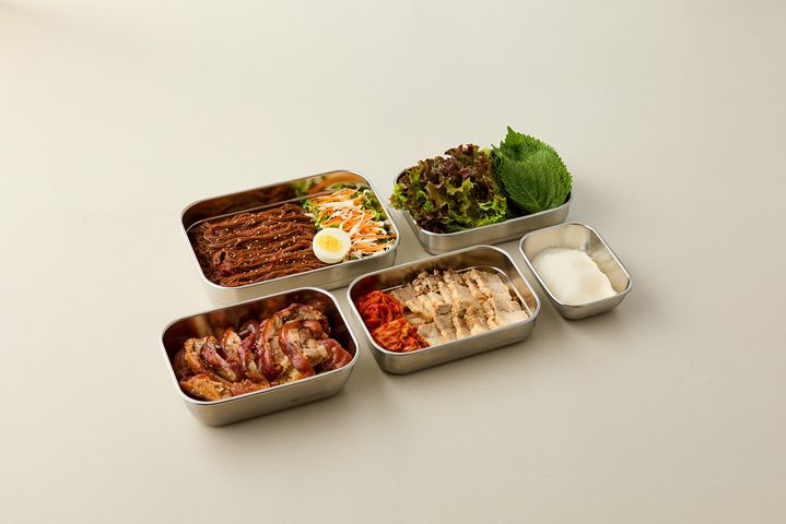 [제주=뉴시스] 제주도 가치돌봄 다회용기 도시락 모델. (사진=제주도 제공) photo@newsis.com *재판매 및 DB 금지