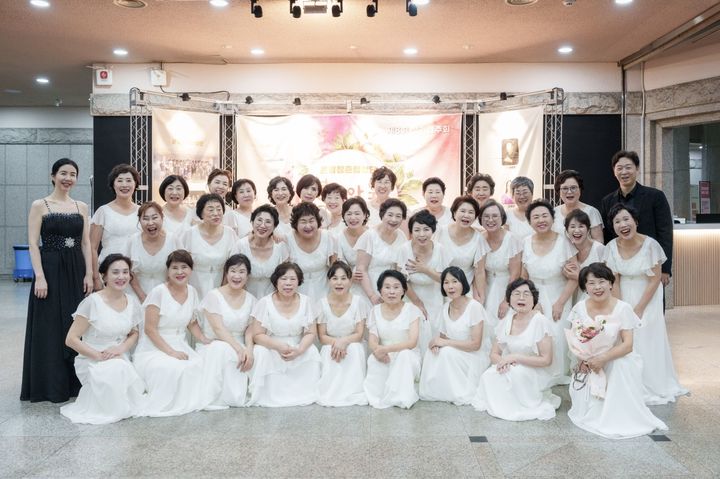 [서울=뉴시스] 은평시니어청춘합창단, 남성 단원 새롭게 모집. 2025.07.21. (사진=은평구 제공) *재판매 및 DB 금지