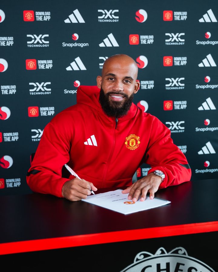 [서울=뉴시스] 잉글랜드 프로축구 프리미어리그(EPL) 맨체스터 유나이티드의 브라이언 음뵈모. (사진=맨체스터 유나이티드 SNS 캡처) *재판매 및 DB 금지