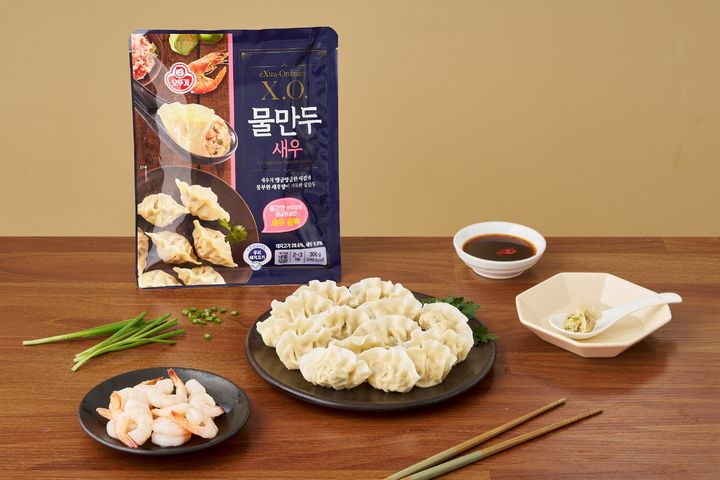 [서울=뉴시스] 오뚜기 신제품 'X.O. 물만두 새우' 모습.(사진=오뚜기 제공) *재판매 및 DB 금지