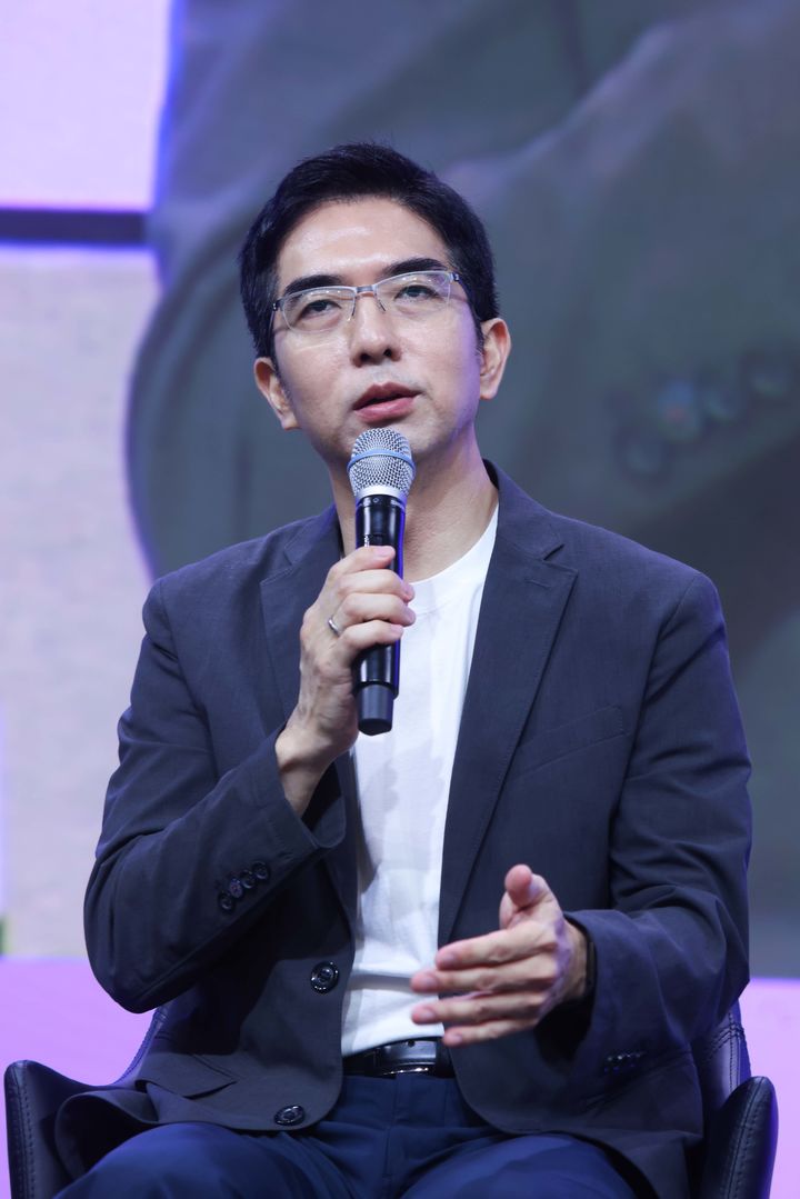 [서울=뉴시스]22일 서울 강서구 마곡 LG사이언스파크에서 열린 'LG AI 토크 콘서트 2025'에서 임우형 공동 연구원장이 발언하고 있다. (사진 = LG) photo@newsis.com&nbsp; *재판매 및 DB 금지