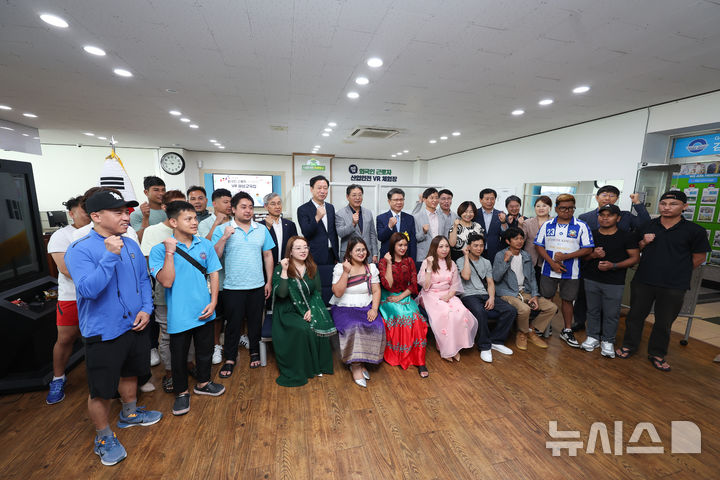 [김해=뉴시스]김해외국인근로자지원센터, 산업안전 VR체험교육장. (사진=김해시 제공). 2025.07.22. photo@newsis.com