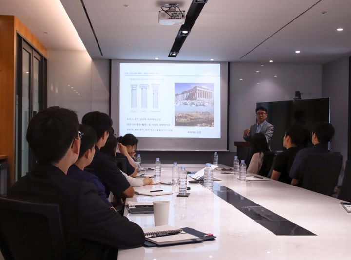 조용민 마스턴투자운용 해외부문 대표가 22일 사내 특강을 진행하고 있다. (사진=마스턴투자운용 제공) *재판매 및 DB 금지