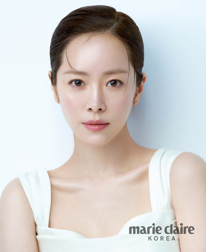 [서울=뉴시스] 한지민. (사진=마리끌레르 제공) 2025.07.22. photo@newsis.com *재판매 및 DB 금지