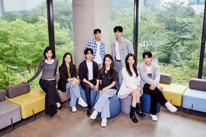 [서울=뉴시스] 넷플릭스가 좀비 아포칼립스물 '지금 우리 학교는' 시즌2 출연진을 23일 공개했다. (사진=넷플릭스 제공) 2025.07.23. photo@newsis.com  *재판매 및 DB 금지