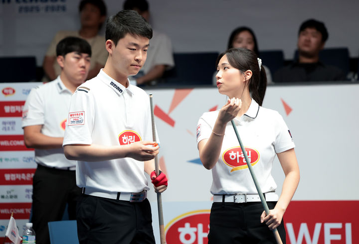 프로당구 신생팀 하림의 김영원(왼쪽)과 박정현 *재판매 및 DB 금지