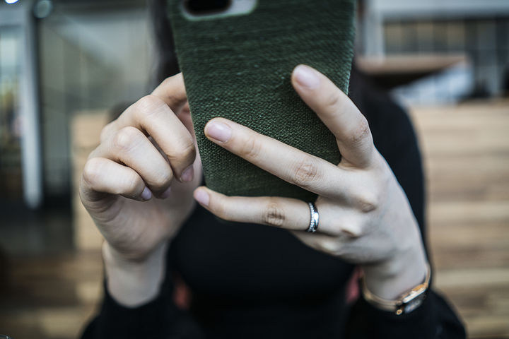 [서울=뉴시스] 한 직장인 여성이 남자친구의 여장 취미를 알게 된 뒤 혼란을 겪고 있다는 사연이 전해졌다. 2025.07.23. *재판매 및 DB금지 *재판매 및 DB 금지