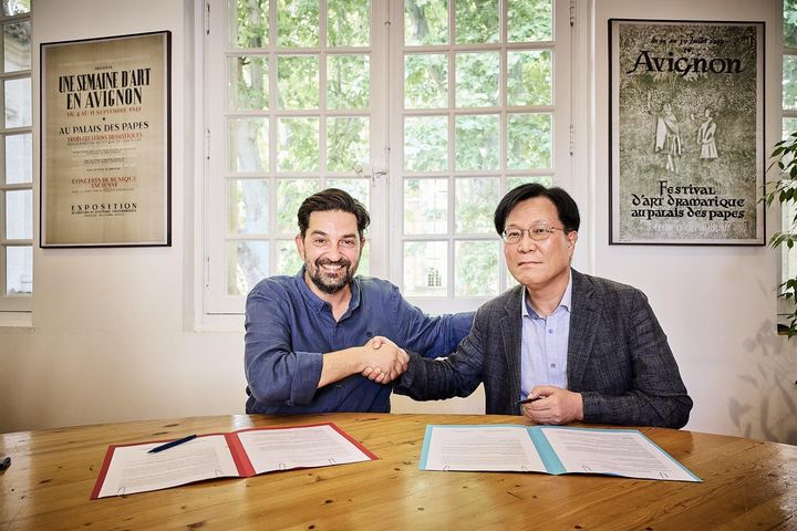 티아고 호드리게즈 아비뇽 페스티벌 예술감독, 김장호 예술경영지원센터 대표. (사진=예술경영지원센터 제공)&nbsp; *재판매 및 DB 금지